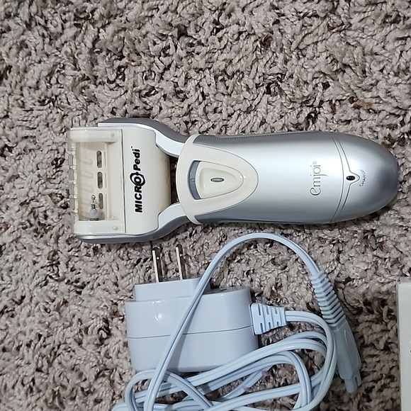 Emjoi Micro Pedi - Picture 2 of 2